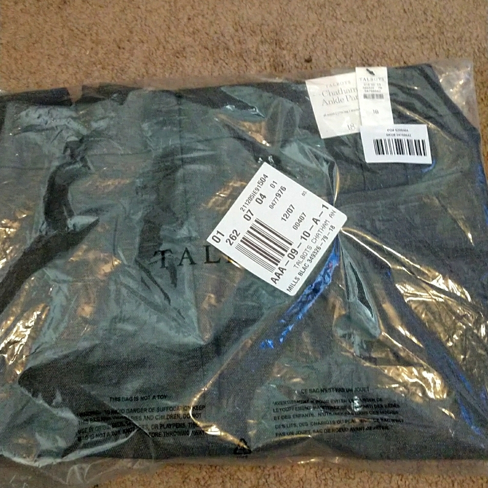Talbot's Chatham ankle pants Mills Black